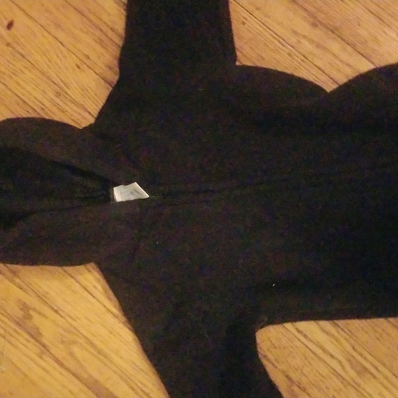 Black Old Navy onesie 4 T - Picture 3 of 6